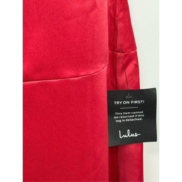 Lulu’s Maxi Red Satin Formal Dress Size Medium NWT - Picture 9 of 12